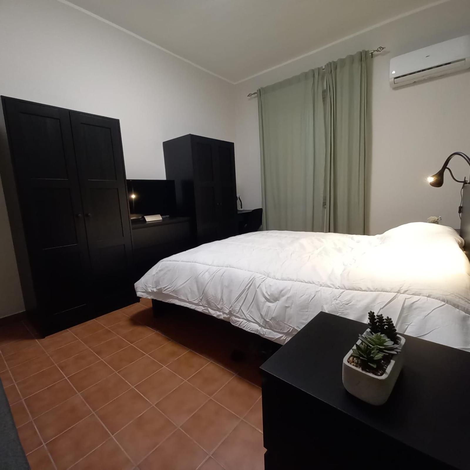 Etna Home Catania Bagian luar foto